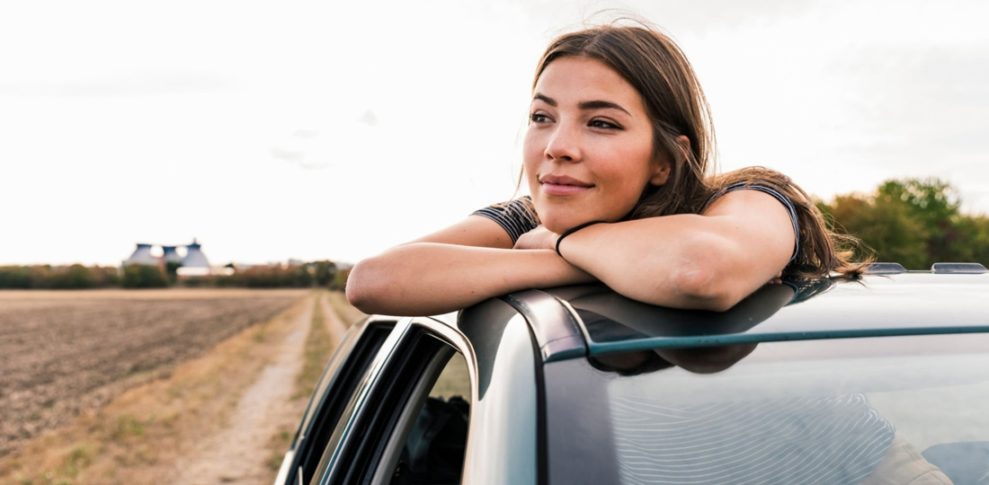 Le Auto con Tetto Apribile e quelle con Tettuccio Panoramico Le Auto con Tetto Apribile e quelle con Tettuccio Panoramico